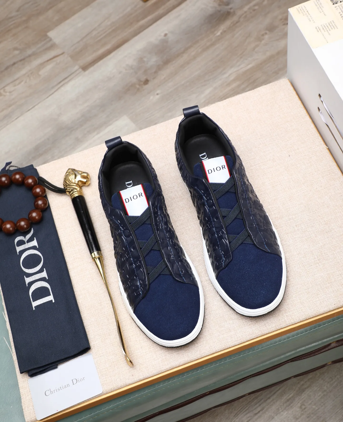 Men's men's shoes💰460 🌹🌹[Dior] 2025 latest model🙈original replica! 👟👟👟You can go to the top-notch workmanship. The upper is made of Italian 🇮🇹imported cowhide. The mesh lining is suitable for travel. The original replica outsole makes it suitable for all kinds of travel, showing low-key luxury. Let quality speak for itself. Color: Size: 38-44